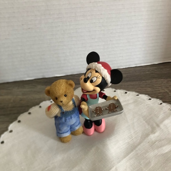 2007 Minnie Mouse and Cherished Teddy Figurine - Picture 5 of 9
